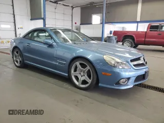 2011 Mercedes-Benz SL 550 z VIN WDBSK7BA2BF165452, wystawiony jako Copart lot #56489445 z przebiegiem Nie podano mil oraz Szkoda całkowita • Salvage title. Historia ofert i sprzedaży dostępna na DreamBid. Obrazek 4.