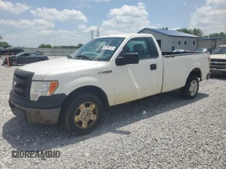 2013 Ford F-150 XL z VIN 1FTMF1CMXDKG42014, wystawiony jako Copart lot #62140115 z przebiegiem 243 314 mil mil oraz Czysty tytuł • Clean title. Historia ofert i sprzedaży dostępna na DreamBid. Obrazek 1.