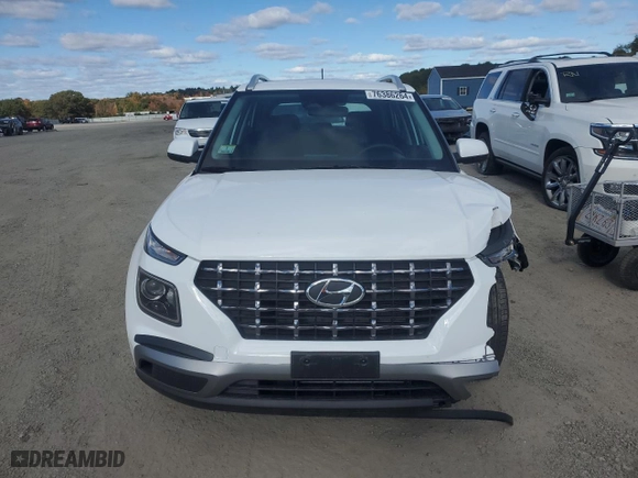 2024 Hyundai Venue SEL with VIN KMHRC8A30RU282728, listed as a Copart auction lot 76386264 with NaN miles and Salvage Title. Bid and sale history available at carsss.com. Image 5.