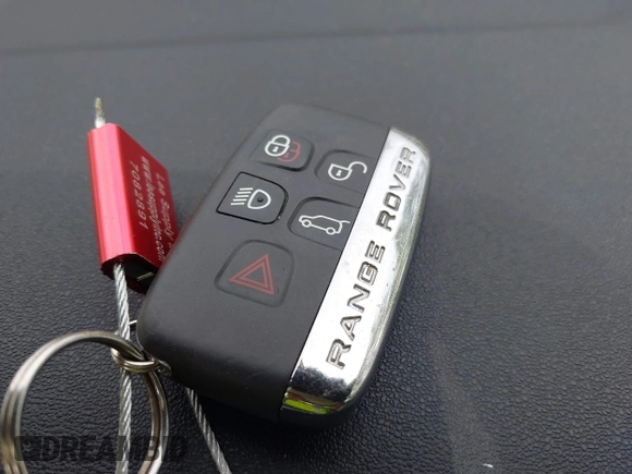2019 Land Rover Range Rover Velar S with VIN SALYB2EN5KA227073, listed as a IAAI auction lot 42336678 with 72,797 mi miles and . Bid and sale history available at DreamBid. Image 11.