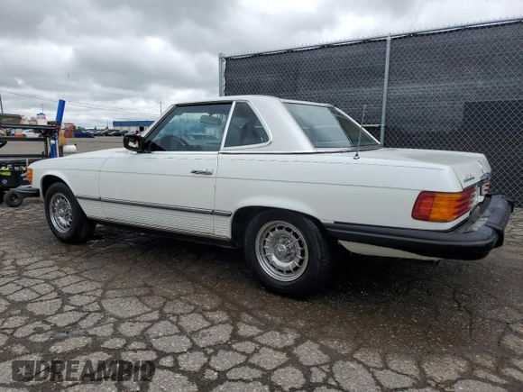 1979 Mercedes-Benz SL with VIN 10704412051276, listed as a Copart auction lot 58228725 with 163,621 mi miles and Clean title. Bid and sale history available at DreamBid. Image 2.