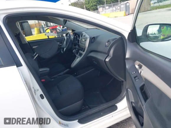 2010 Toyota Matrix S z VIN 2T1KE4EE4AC042197, wystawiony jako IAAI lot #42817785 z przebiegiem 287 196 mil mil oraz . Historia ofert i sprzedaży dostępna na DreamBid. Obrazek 5.