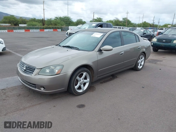2005 Nissan Altima SE z VIN 1N4BL11EX5C161029, wystawiony jako IAAI lot #42044113 z przebiegiem 124 313 mil mil oraz . Historia ofert i sprzedaży dostępna na DreamBid. Obrazek 2.