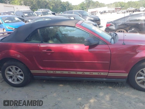 2006 Ford Mustang Standard with VIN 1ZVFT84N865222011, listed as a IAAI auction lot 42523400 with 234,756 mi miles and . Bid and sale history available at DreamBid. Image 13.