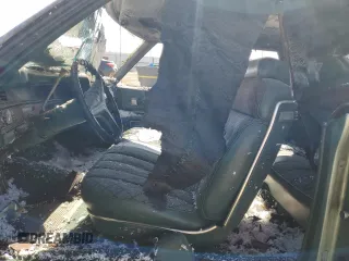 1973 Cadillac Fleetwood z VIN 6D47R3Q236154, wystawiony jako Copart lot #67947044 z przebiegiem Nie podano mil oraz Szkody całkowita. Historia ofert i sprzedaży dostępna na DreamBid. Obrazek 7.