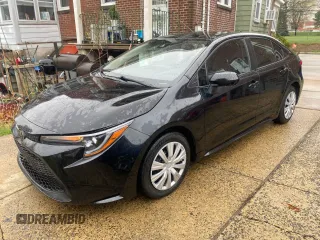 2020 Toyota Corolla LE with VIN 5YFEPRAE7LP104608, listed as a Copart auction lot 52358585 with 48,825 mi miles and Clean Title. Bid and sale history available at DreamBid. Image 2.
