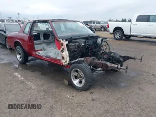 1984 Chevrolet Monte Carlo z VIN 1G1AZ37GXER150014, wystawiony jako IAAI lot #41739591 z przebiegiem Nie podano mil oraz . Historia ofert i sprzedaży dostępna na DreamBid. Obrazek 1.