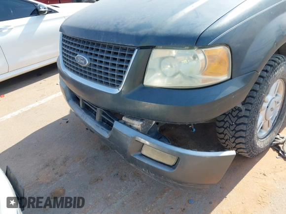 2004 Ford Expedition Special Service z VIN 1FMPU16L74LA65776, wystawiony jako IAAI lot #42318761 z przebiegiem 293 483 mil mil oraz . Historia ofert i sprzedaży dostępna na DreamBid. Obrazek 6.
