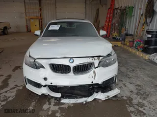 2016 BMW 2 Series 228i xDrive with VIN WBA1G9C53GVX97088, listed as a IAAI auction lot 41617710 with 72,978 mi miles. Bid and sale history available at carsss.com. Image 13.