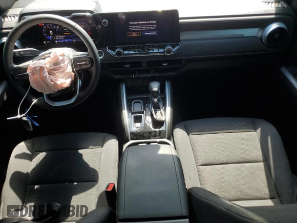 2024 Chevrolet Colorado 2WD LT с VIN 1GCPSCEK1R1177247, выставлен на аукционе Copart как лот 52734225 с пробегом 6 340 миль миль и Списание • Salvage title. История ставок и продаж доступна на DreamBid. Изображение 8.