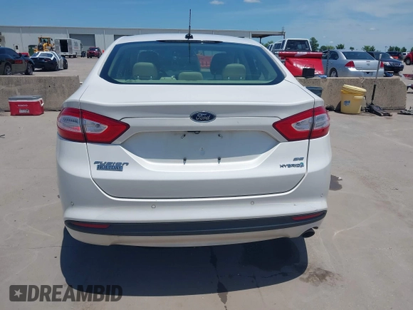 2014 Ford Fusion SE Hybrid with VIN 3FA6P0LUXER233658, listed as a IAAI auction lot 42311588 with 106,282 mi miles and . Bid and sale history available at DreamBid. Image 16.