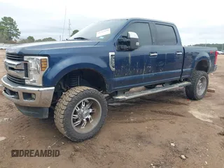2018 Ford Super Duty F-250 SRW XL with VIN 1FT7W2B62JEB96232, listed as a IAAI auction lot 41705890 with 122,200 mi miles. Bid and sale history available at carsss.com. Image 2.