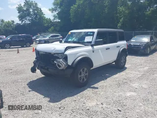 2025 Ford Bronco Big Bend z VIN 1FMDE7BH3SLA43579, wystawiony jako IAAI lot #42533206 z przebiegiem 2 958 mil mil oraz . Historia ofert i sprzedaży dostępna na DreamBid. Obrazek 19.