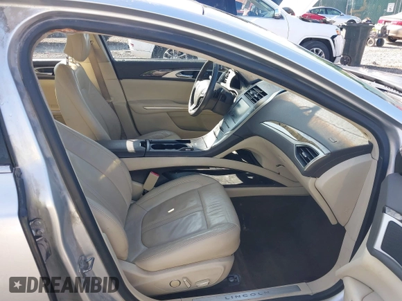 2013 Lincoln MKZ с VIN 3LN6L2GK5DR810147, выставлен на аукционе IAAI как лот 40102072 с пробегом 133 690 миль миль и . История ставок и продаж доступна на DreamBid. Изображение 5.