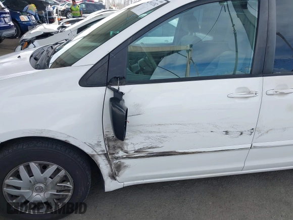 2007 Toyota Sienna CE with VIN 5TDZK23C27S023466, listed as a IAAI auction lot 41911352 with 166,600 mi miles and . Bid and sale history available at DreamBid. Image 17.