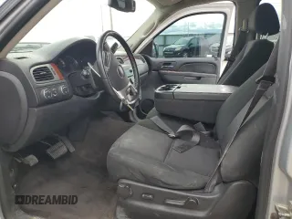 2014 GMC Yukon SLE with VIN 1GKS2AE07ER192249, listed as a Copart auction lot 47844975 with 172,815 mi miles and Salvage Title. Bid and sale history available at carsss.com. Image 7.