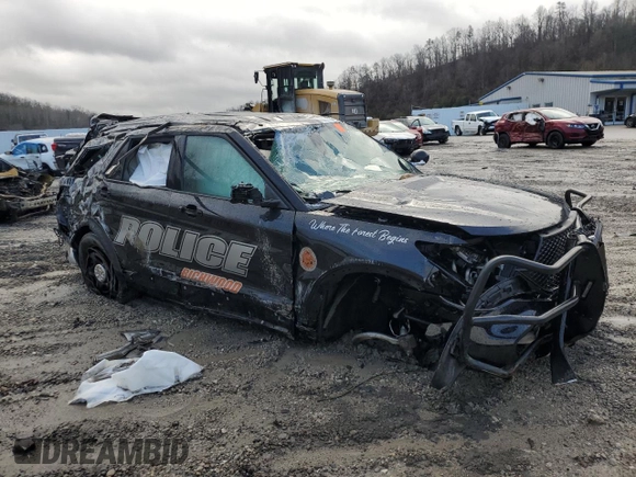 2024 Ford Police Interceptor Utility z VIN 1FM5K8AB5RGA30447, wystawiony jako Copart lot #43922145 z przebiegiem Nie podano mil oraz Szkody całkowita. Historia ofert i sprzedaży dostępna na DreamBid. Obrazek 4.