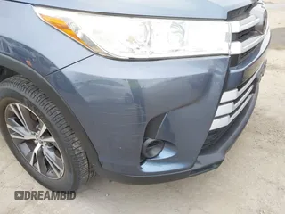 2019 Toyota Highlander LE z VIN 5TDZARFH2KS051554, wystawiony jako IAAI lot #42185481 z przebiegiem 206 754 mil mil oraz . Historia ofert i sprzedaży dostępna na DreamBid. Obrazek 18.