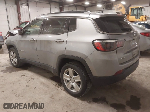 2022 Jeep Compass Latitude with VIN 3C4NJDBB1NT164537, listed as a IAAI auction lot 41424844 with 53,020 mi miles and . Bid and sale history available at DreamBid. Image 3.