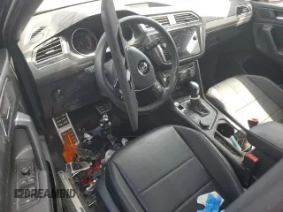 2021 Volkswagen Tiguan SE z VIN 3VV2B7AX5MM101739, wystawiony jako Copart lot #61442715 z przebiegiem 81 523 mil mil oraz Szkoda całkowita • Salvage title. Historia ofert i sprzedaży dostępna na DreamBid. Obrazek 8.