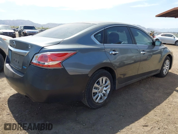 2014 Nissan Altima 2.5 with VIN 1N4AL3AP6EC169587, listed as a IAAI auction lot 41927779 with 177,008 mi miles. Bid and sale history available at carsss.com. Image 4.