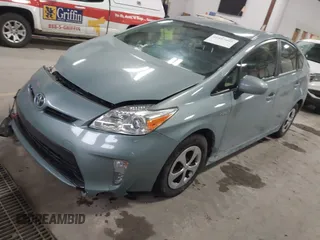 2015 Toyota Prius Four with VIN JTDKN3DU5F1877725, listed as a IAAI auction lot 41557495 with 32,729 mi miles and . Bid and sale history available at DreamBid. Image 17.
