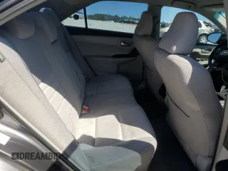 2017 Toyota Camry XLE z VIN 4T1BF1FK3HU377623, wystawiony jako Copart lot #53292365 z przebiegiem 104 393 mil mil oraz Szkoda całkowita • Salvage title. Historia ofert i sprzedaży dostępna na DreamBid. Obrazek 10.