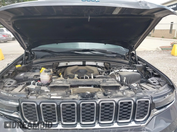 2024 Jeep Grand Cherokee with VIN 1C4RJYB60RC720835, listed as a IAAI auction lot 42608981 with 46,122 mi miles and . Bid and sale history available at DreamBid. Image 10.