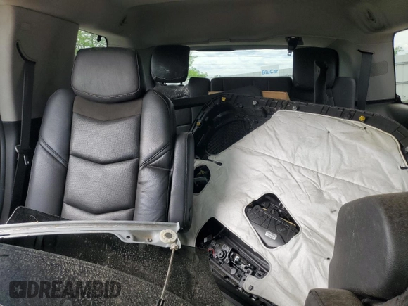 2019 Cadillac Escalade Luxury with VIN 1GYS4BKJ5KR283437, listed as a Copart auction lot 58307535 with Not provided miles and Clean title. Bid and sale history available at DreamBid. Image 10.