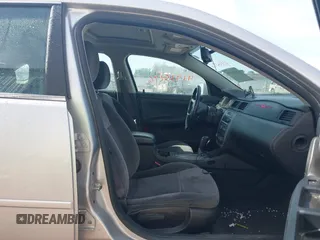 2014 Chevrolet Impala LT with VIN 2G1WB5E38E1188520, listed as a IAAI auction lot 41935176 with 82,503 mi miles and . Bid and sale history available at DreamBid. Image 5.