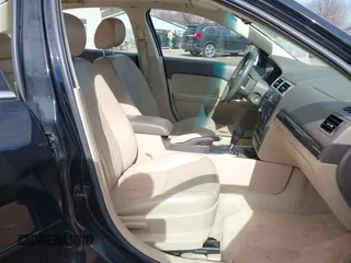 2007 Mercury Milan Premier with VIN 3MEHM08Z27R608332, listed as a IAAI auction lot 41710244 with 85,060 mi miles. Bid and sale history available at carsss.com. Image 5.