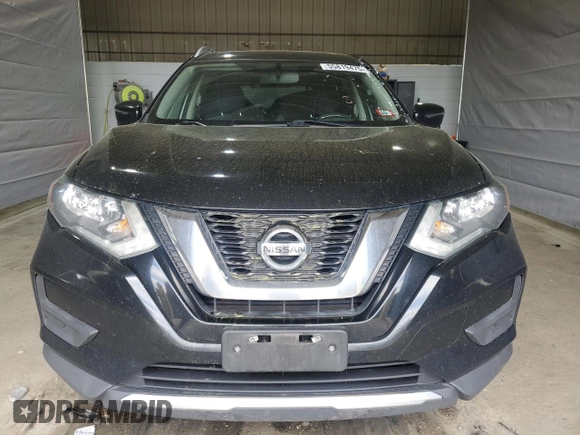 2017 Nissan Rogue SV z VIN 5N1AT2MV0HC740554, wystawiony jako Copart lot #55819475 z przebiegiem 149 648 mil mil oraz Szkoda całkowita • Salvage title. Historia ofert i sprzedaży dostępna na DreamBid. Obrazek 5.
