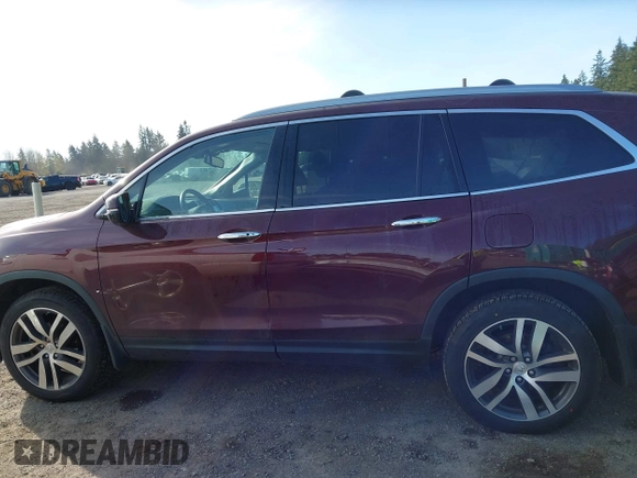 2016 Honda Pilot Touring with VIN 5FNYF6H99GB094933, listed as a IAAI auction lot 41967730 with 98,841 mi miles. Bid and sale history available at carsss.com. Image 14.
