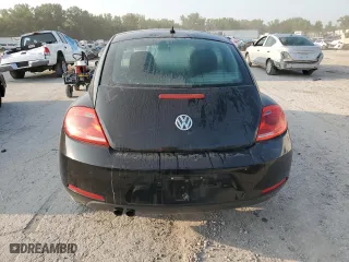 2012 Volkswagen Beetle 2.5L w/Sun PZEV with VIN 3VWJP7ATXCM606843, listed as a Copart auction lot 70894744 with 98,039 mi miles and Salvage Title. Bid and sale history available at carsss.com. Image 6.