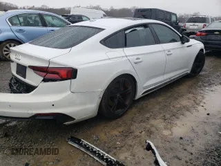 2019 Audi RS 5 Sportback z VIN WUABWCF5XKA903817, wystawiony jako Copart lot #72047262 z przebiegiem 49 142 mil mil oraz . Historia ofert i sprzedaży dostępna na DreamBid. Obrazek 3.