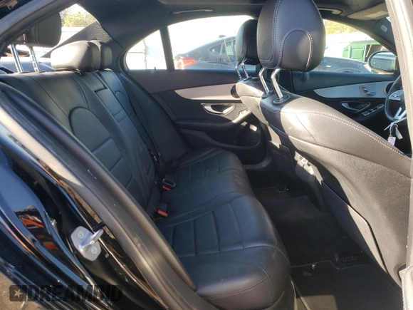 2019 Mercedes-Benz C 300 with VIN 55SWF8DB3KU301027, listed as a Copart auction lot 88352765 with 72,564 mi miles and Salvage Title. Bid and sale history available at DreamBid. Image 10.
