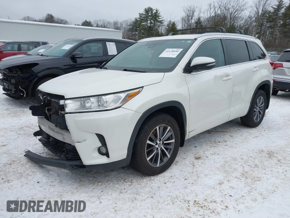 2018 Toyota Highlander SE z VIN 5TDJZRFH3JS556538, wystawiony jako IAAI lot #41470898 z przebiegiem 149 464 mil mil oraz . Historia ofert i sprzedaży dostępna na DreamBid. Obrazek 18.