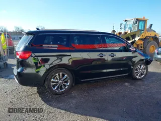 2016 Kia Sedona SX-L with VIN KNDME5C15G6176053, listed as a IAAI auction lot 41213512 with 137,299 mi miles. Bid and sale history available at carsss.com. Image 12.