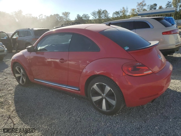 2012 Volkswagen Beetle 2.0T Turbo PZEV with VIN 3VWVA7AT5CM609295, listed as a Copart auction lot 75624374 with 55,287 mi miles and Non Repairable. Bid and sale history available at carsss.com. Image 2.