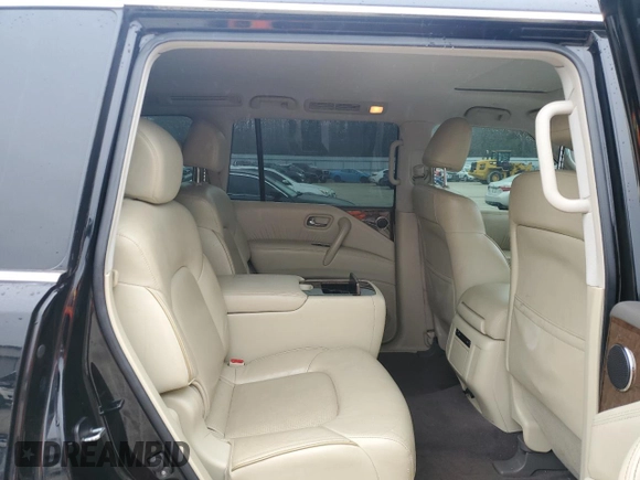 2017 Infiniti QX80 z VIN JN8AZ2NF9H9645499, wystawiony jako Copart lot #45890285 z przebiegiem 164 470 mil mil oraz Szkody całkowita. Historia ofert i sprzedaży dostępna na DreamBid. Obrazek 12.