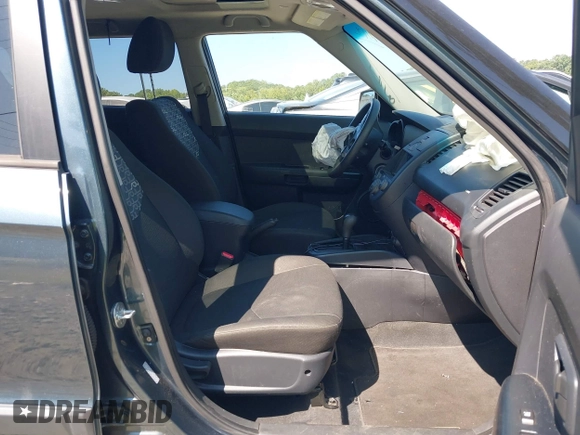 2010 Kia Soul + with VIN KNDJT2A23A7069815, listed as a IAAI auction lot 40173837 with 116,028 mi miles. Bid and sale history available at carsss.com. Image 5.