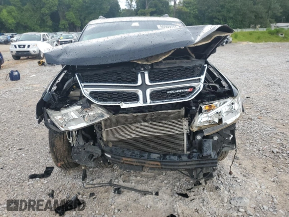 2019 Dodge Journey SE with VIN 3C4PDCBB8KT774151, listed as a Copart auction lot 60909755 with 170,379 mi miles and Salvage title. Bid and sale history available at DreamBid. Image 5.
