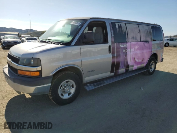 2005 Chevrolet Express Passenger with VIN 1GAHG39U851114716, listed as a Copart auction lot 49903085 with 148,670 mi miles and Clean title. Bid and sale history available at DreamBid. Image 1.