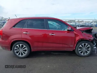 2015 Kia Sorento SX Limited with VIN 5XYKWDA72FG643298, listed as a IAAI auction lot 41670573 with 115,613 mi miles. Bid and sale history available at carsss.com. Image 13.