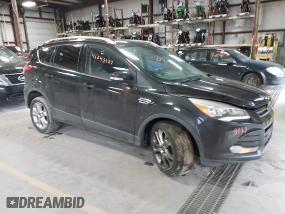 2015 Ford Escape Titanium z VIN 1FMCU0JX9FUB48089, wystawiony jako IAAI lot #41048127 z przebiegiem 133 439 mil mil oraz . Historia ofert i sprzedaży dostępna na DreamBid. Obrazek 1.