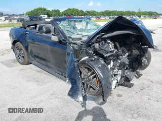2020 Ford Mustang GT Premium z VIN 1FATP8FF4L5119301, wystawiony jako IAAI lot #40745931 z przebiegiem Nie podano mil oraz . Historia ofert i sprzedaży dostępna na DreamBid. Obrazek 1.