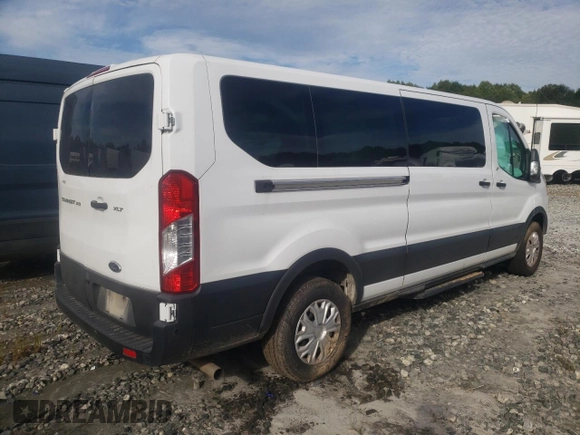 2022 Ford Transit Passenger XL with VIN 1FBAX2Y89NKA53821, listed as a Copart auction lot 69868604 with 56,233 mi miles and Salvage Title. Bid and sale history available at carsss.com. Image 3.
