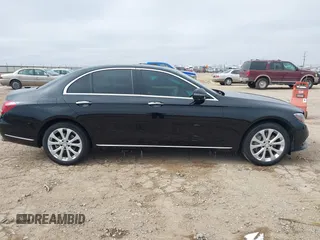 2017 Mercedes-Benz E with VIN WDDZF4JB9HA172715, listed as a IAAI auction lot 41570470 with 101,492 mi miles. Bid and sale history available at carsss.com. Image 13.