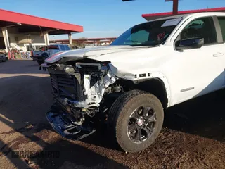 2024 GMC Canyon 2WD Elevation with VIN 1GTP5BEK9R1116682, listed as a IAAI auction lot 41621874 with 33,847 mi miles. Bid and sale history available at carsss.com. Image 6.
