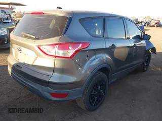 2014 Ford Escape S with VIN 1FMCU0F75EUD01705, listed as a IAAI auction lot 41504849 with 136,353 mi miles. Bid and sale history available at carsss.com. Image 4.